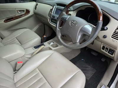 Toyota Kijang Innova 2013