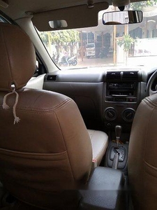 Dijual Mobil Toyota Avanza G 2010