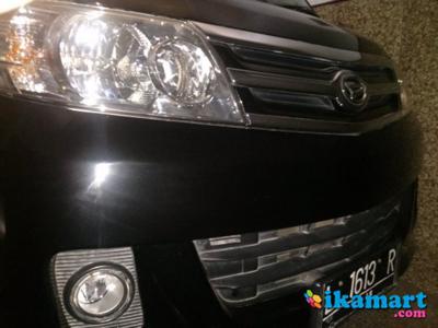 Jual Daihatsu Luxio X 1.5 Hitam Metalik Mulus Surabaya