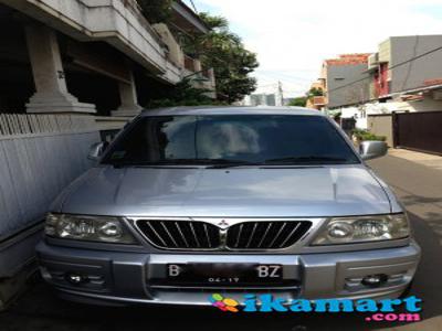 Jual Mitsubishi Kuda Grandia Silver 2002 Matic