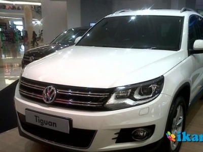 Paket Volkswagen Tiguan 1.4 STD Vw Promo Bunga 0, Dp Murah Call 021 588 1321