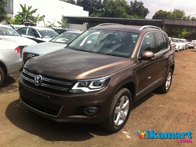 VW Tiguan 1.4 TSI Cari Discont Gede Cuma Ada Disini Tinggal Klick.