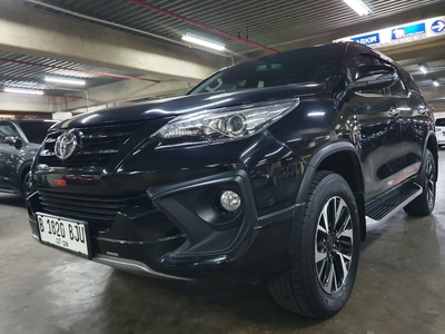Toyota Fortuner 2.4 VRZ AT Diesel 2019 facelift