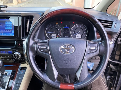 Toyota Alphard 2.5 G A/T 2017 atpm dp ceper nego lemes