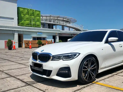 BMW 330i 2021