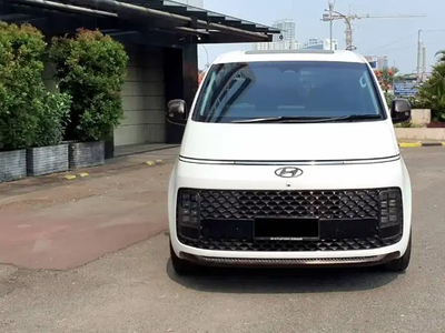 Hyundai Staria 2021