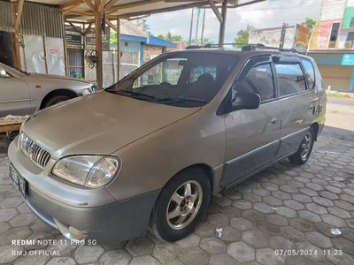 Kia Lain-lain 2001