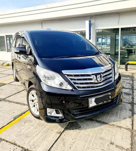 Toyota Alphard 2013