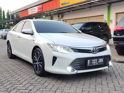 Toyota Camry 2015