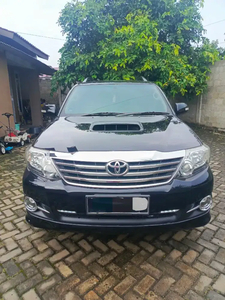 Toyota Fortuner 2015