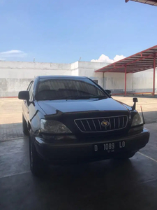 Toyota Harrier 2002