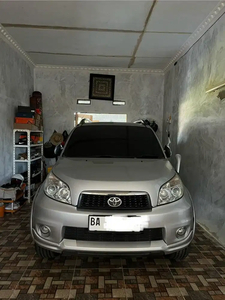 Toyota Rush 2011