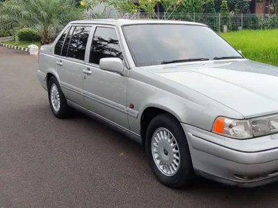 Volvo S90 1995
