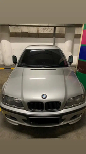 BMW 325i 2001