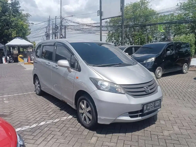 Honda Freed 2012