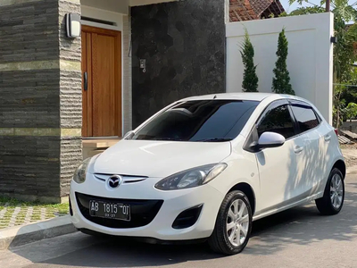 Mazda 2 2010