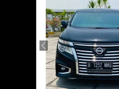 Nissan Elgrand 2014