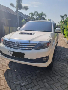 Toyota Fortuner 2013