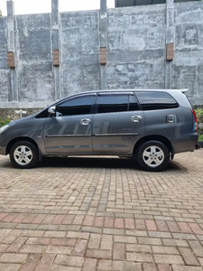 Toyota Kijang Innova 2008