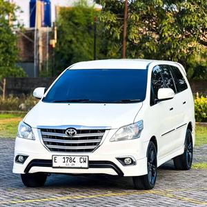 Toyota Kijang Innova 2014