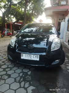 Toyota Yaris 2011