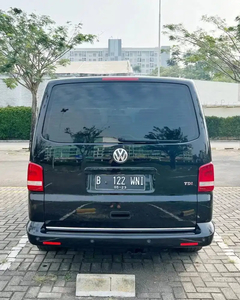 Volkswagen Caravelle 2012