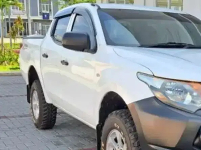 Toyota Land Cruiser 2000