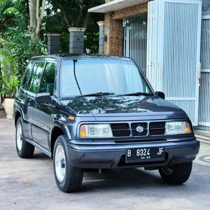 Suzuki Escudo 2000