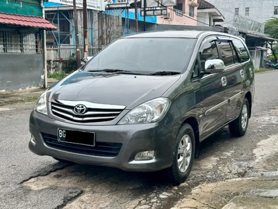 Toyota Kijang Innova 2010