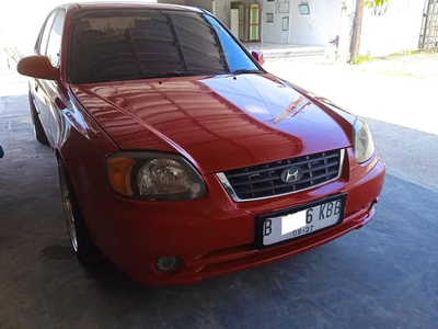 Hyundai Verna 2004