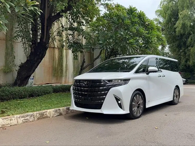 Toyota Alphard 2024