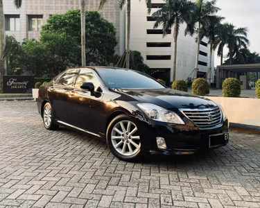 Toyota Crown Royal 2009