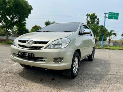 Toyota Kijang Innova 2006