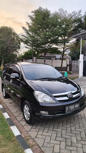 Toyota Kijang Innova 2007