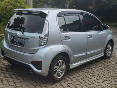 Daihatsu Sirion 2015