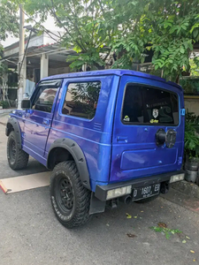 Jeep Lain-lain 1993