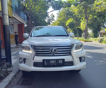 Lexus LX570 2014