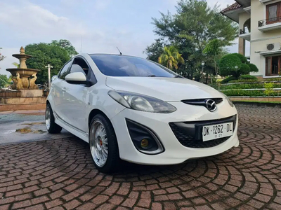 Mazda 2 2011