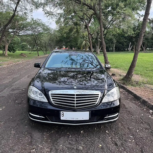 Mercedes-Benz S350L 2011