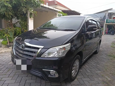 Toyota Innova 2014