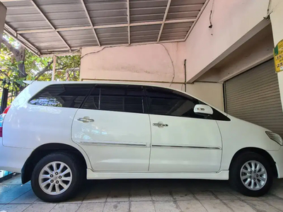 Toyota Kijang Innova 2012