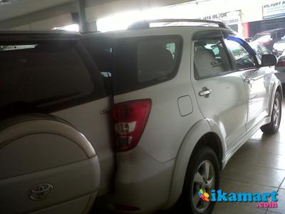 JUAL TOYOTA RUSH S AT 2009 SILVER
