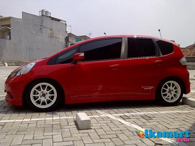 Honda Jazz RS 2010 Merah Mint Condition