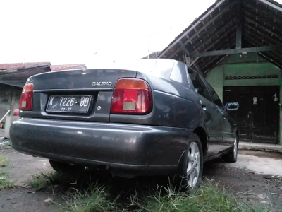 Suzuki Baleno 2000