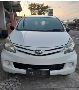 Daihatsu Xenia 2013