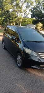 Honda Freed 2010