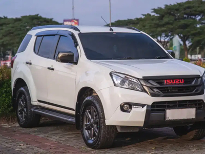 Isuzu MU-X 2017