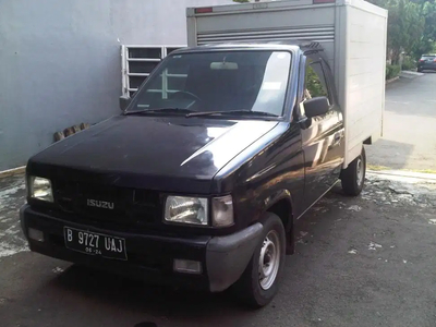 Isuzu Panther box 2014