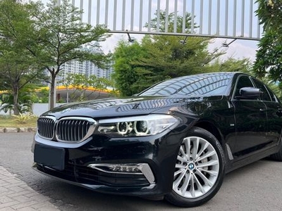 2018 BMW 5 Series Sedan 530i Luxury
