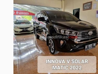 2022 Toyota Innova V Solar Automatic